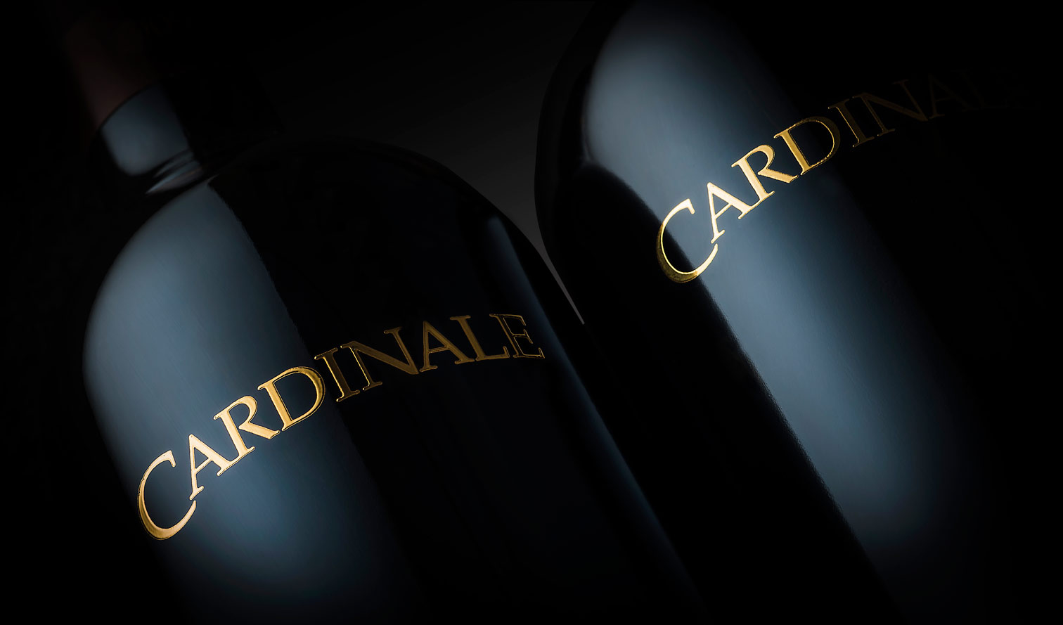 CARDINAL-2-BOTTLE-ON-BLACK